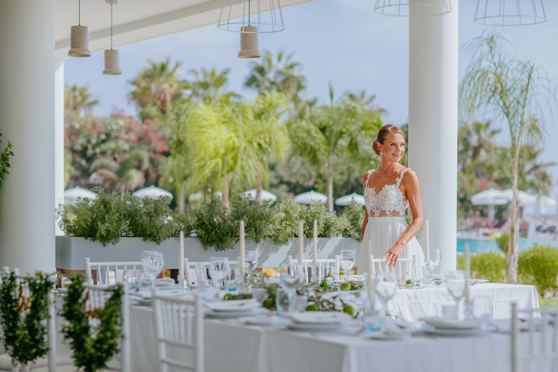 Book your wedding day in Louis Ivi Mare